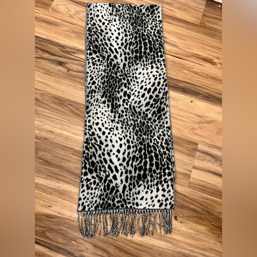Lord & Taylor snow leopard Patterned Scarf